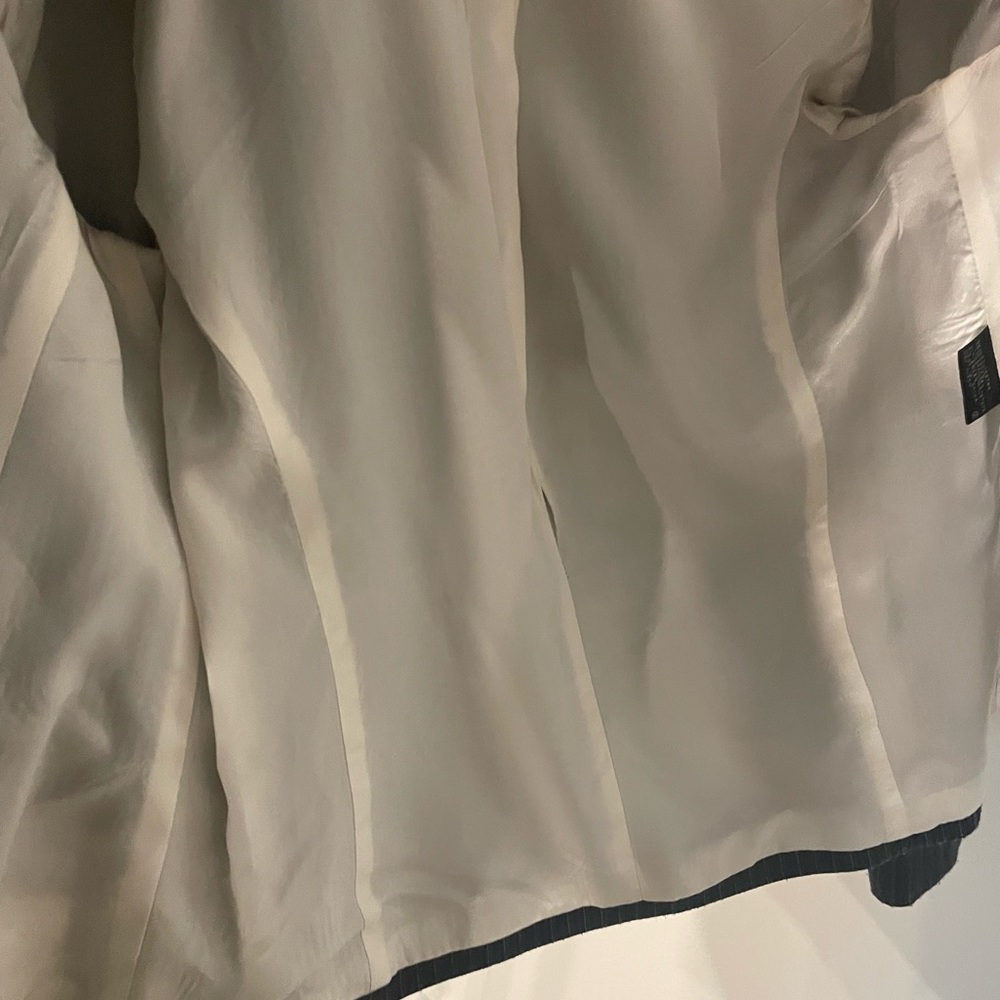 Ladies Suit - Picture 2 of 2